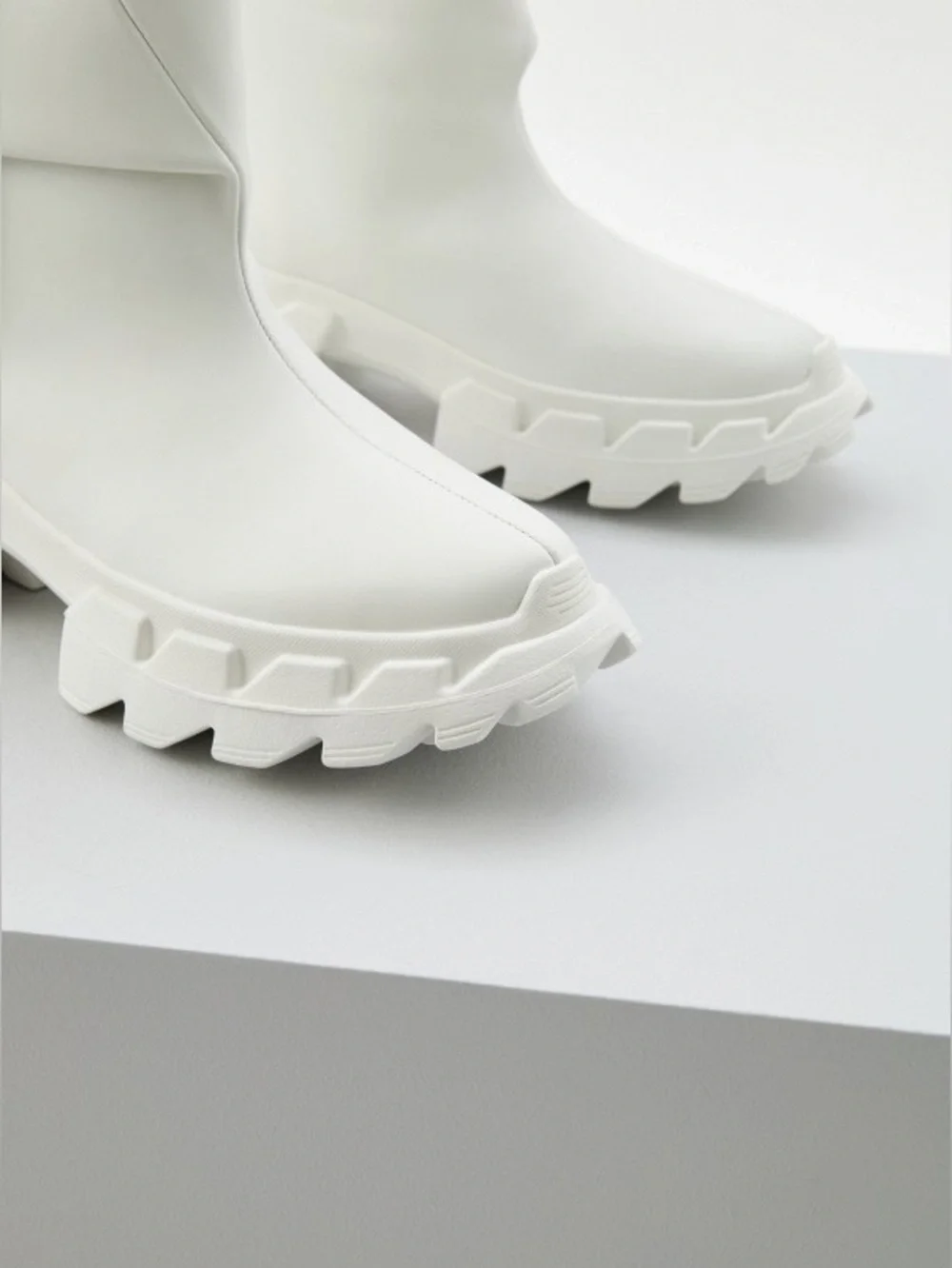 4CCCCEES White Leather Chunky Platform Ankle Boots Fold Over Buckle Women’s